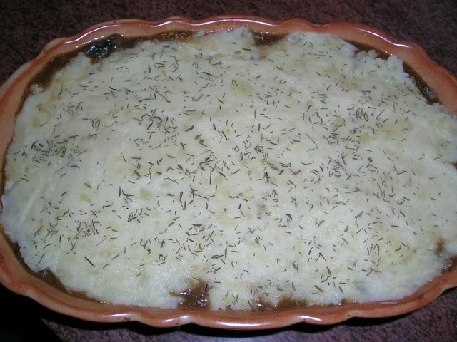 Rezept: Schweine-Gulasch mit Pilzen unter der Topinambur-Kartoffel-Haube Bild Nr. 11 Schweine-Gulasch mit Pilzen unter der Topinambur-Kartoffel-Haube - Rezept - Bild Nr. 11