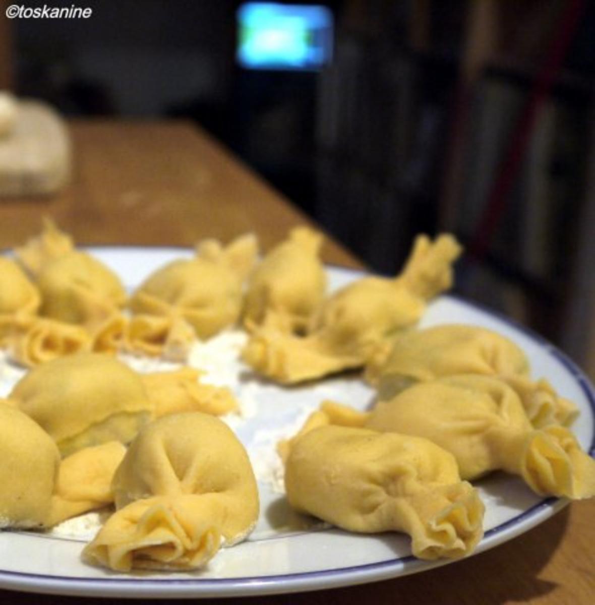 Kräuterseitlings-.Caramellen mit Salbei-Butter - Rezept - Bild Nr. 12