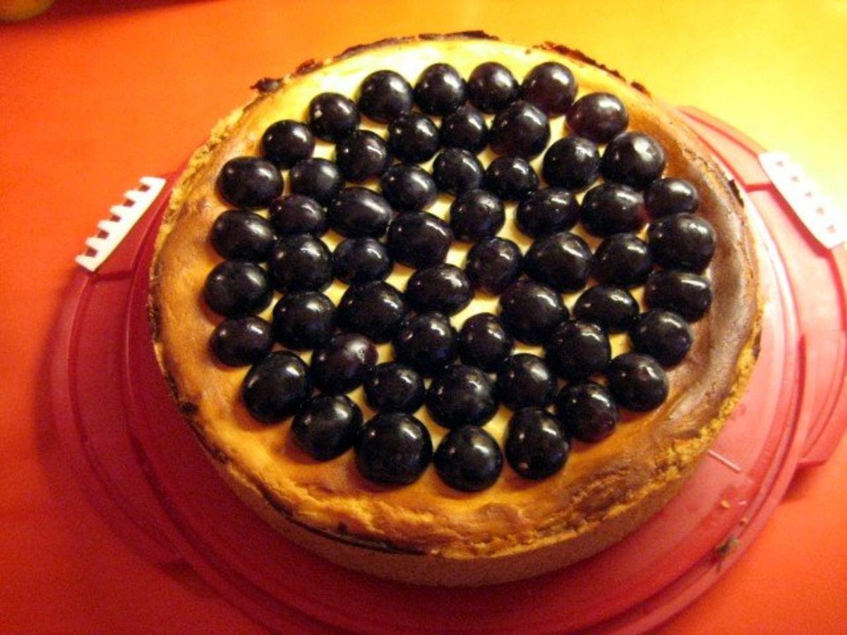 Quark - Torte mit zwei Sorten Weintrauben - Rezept - Bild Nr. 14