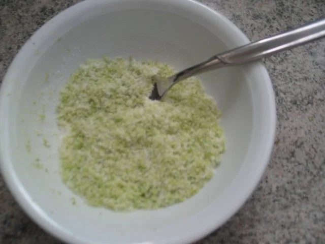 Gewürze: Kochmaids Limetten-/Zitronenschalenabrieb - Rezept - Bild Nr. 6