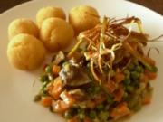 Gemüse-Allerlei mit Kartoffel-Mandel-Bällchen - Rezept