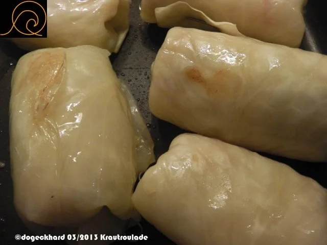 Rezept: Traditionelle österreichische Krautrouladen / Kohlrouladen Bild Nr. 13 Traditionelle österreichische Krautrouladen / Kohlrouladen - Rezept - Bild Nr. 13