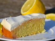 Zitronenkuchen mit Quarkhaube - Rezept