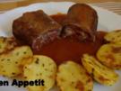 Rouladen, gefüllt mit Gruyère und Salbei auf Tomatenspiegel - Rezept