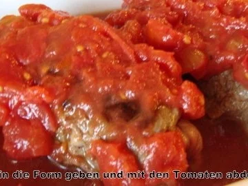 Rouladen, gefüllt mit Gruyère und Salbei auf Tomatenspiegel - Rezept - Bild Nr. 9