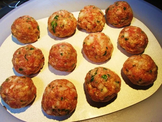 Rezept: Thüringer Mettbällchen in scharfer Senfsoße Bild Nr. 4 Thüringer Mettbällchen in scharfer Senfsoße - Rezept - Bild Nr. 4