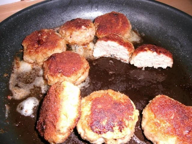 Kleiner Klops  badet  in bunten  Gemüse - Rezept - Bild Nr. 6