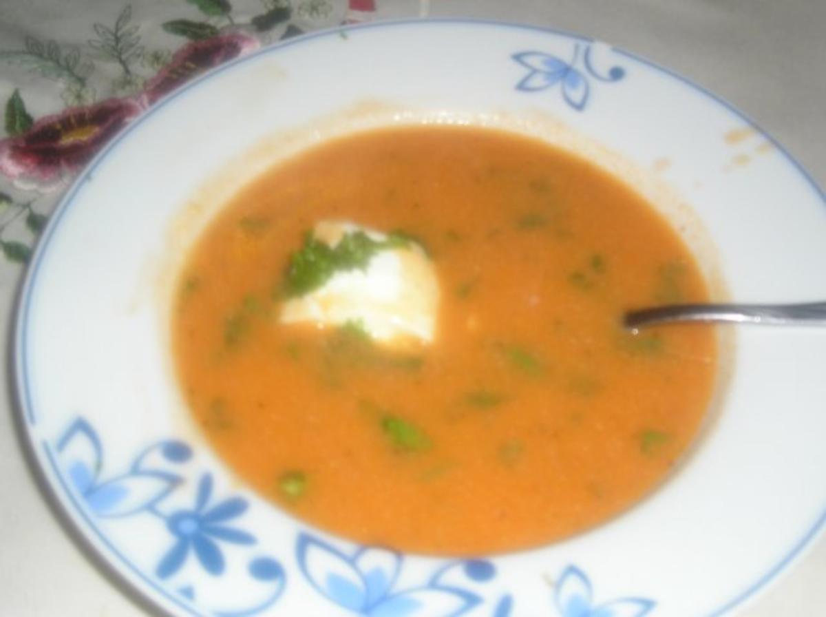 Paradeissuppe (Tomatensuppe) - Rezept