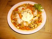 gefüllte Paprika in Hack Gemüsesoße - Rezept