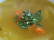 Kohlrabisüppchen mit klarer Gemüsebrühe - Rezept