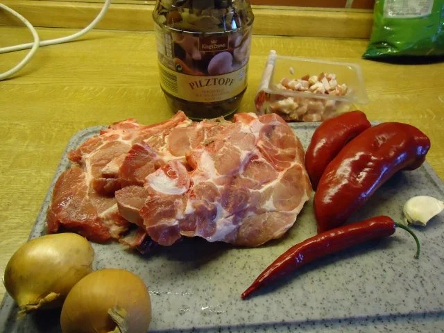 Rezept: Nackensteak-Pilz-Nudeltopf Bild Nr. 2 Nackensteak-Pilz-Nudeltopf - Rezept - Bild Nr. 2