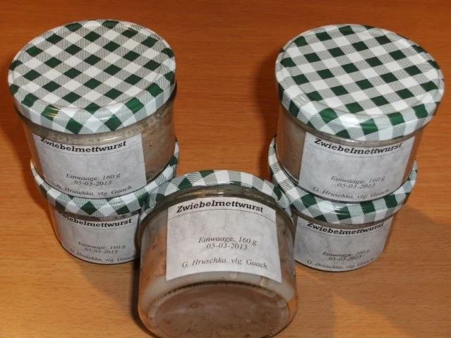 Rezept: Wursten: Zwiebelmettwurst Wursten: Zwiebelmettwurst - Rezept