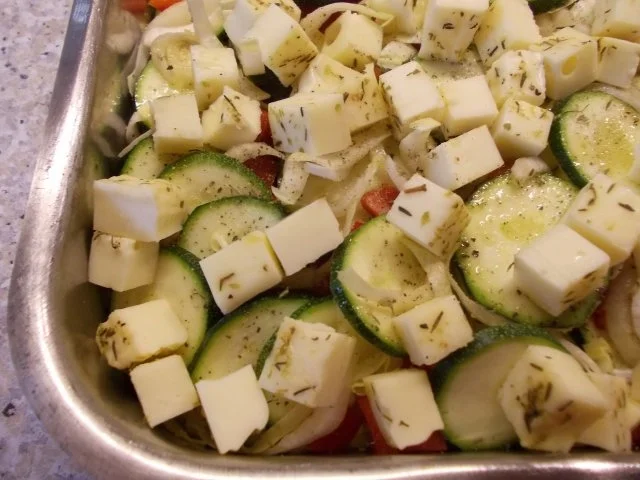 Polenta-Auflauf mit Zucchini und Grillkäse - Rezept - Bild Nr. 8