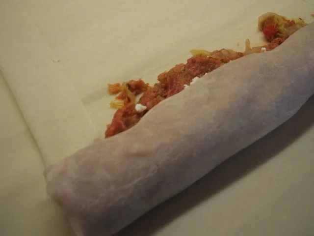 Rezept: Pikantes Backen: Hackfleischstrudel mit Filoteig Bild Nr. 8 Pikantes Backen: Hackfleischstrudel mit Filoteig - Rezept - Bild Nr. 8