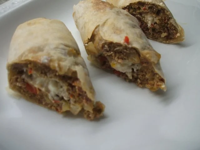 Rezept: Pikantes Backen: Hackfleischstrudel mit Filoteig Bild Nr. 10 Pikantes Backen: Hackfleischstrudel mit Filoteig - Rezept - Bild Nr. 10