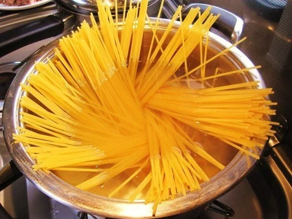 Rezept: "Nudeln machen glücklich" sagt mein Mann ... Bild Nr. 3 "Nudeln machen glücklich" sagt mein Mann ... - Rezept - Bild Nr. 3