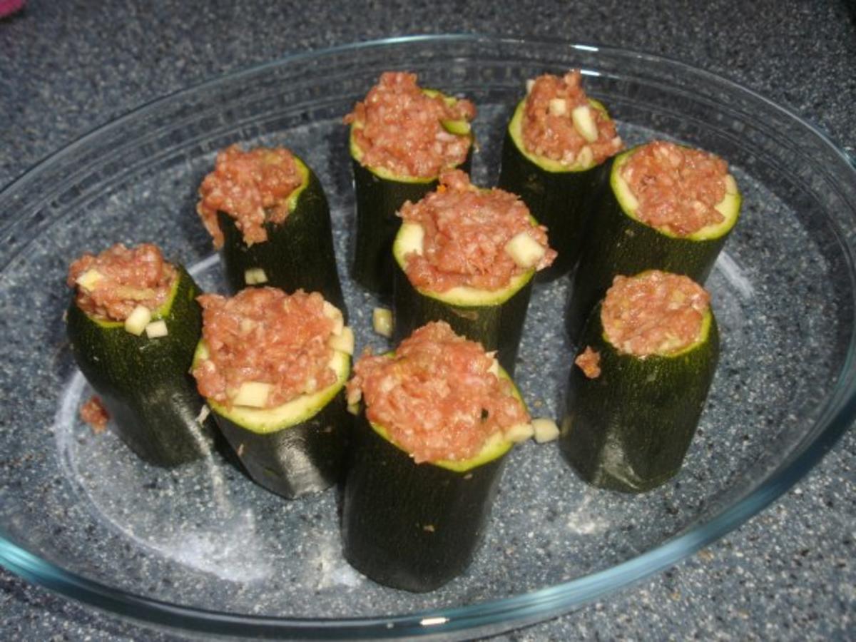 überbackene Zucchini ...mal anders - Rezept - kochbar.de