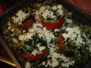 Tomaten mit Kritharaki-Spinatfüllung - Rezept