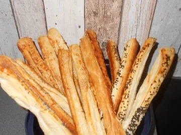 Blätterteigstangen - Rezept