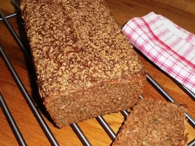 Rezept: Schwarzbrot groß Schwarzbrot groß - Rezept