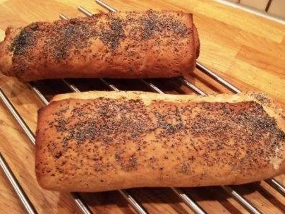 Rezept: Mohnbrot gerollt Mohnbrot gerollt - Rezept