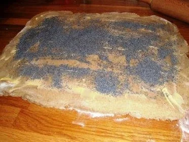 Rezept: Mohnbrot gerollt Bild Nr. 4 Mohnbrot gerollt - Rezept - Bild Nr. 4