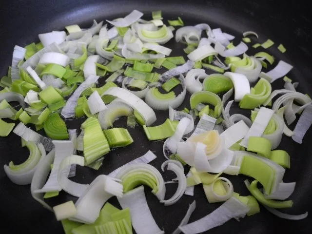 Rezept: Beilage : Lauch-Spinat Bild Nr. 4 Beilage : Lauch-Spinat - Rezept - Bild Nr. 4