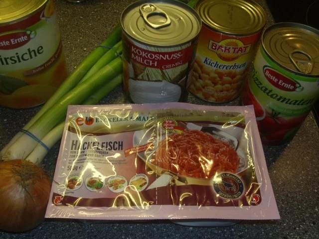 Rezept: Lammhack-Madras-Pfanne mit Curry-Pfirsiche Bild Nr. 2 Lammhack-Madras-Pfanne mit Curry-Pfirsiche - Rezept - Bild Nr. 2