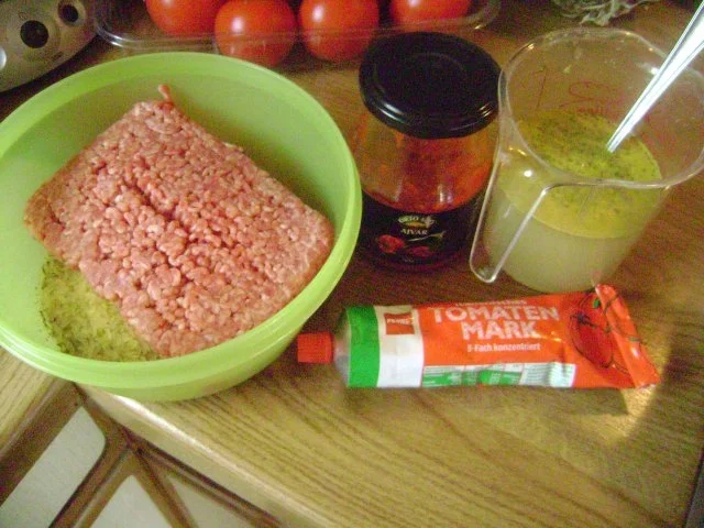 Zigeunerklöschen - mit Reis im Fleischklöschen und Kartoffelpüree - Rezept - Bild Nr. 3