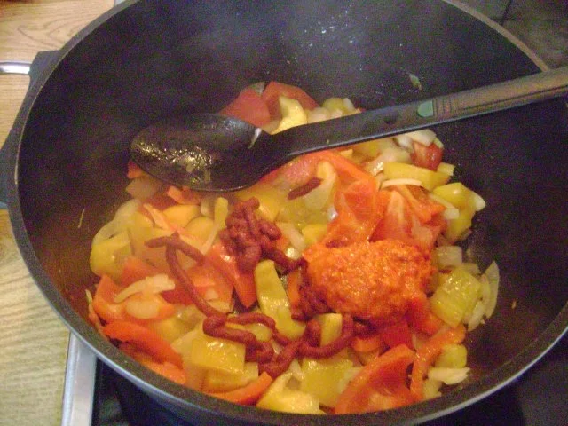 Zigeunerklöschen - mit Reis im Fleischklöschen und Kartoffelpüree - Rezept - Bild Nr. 5