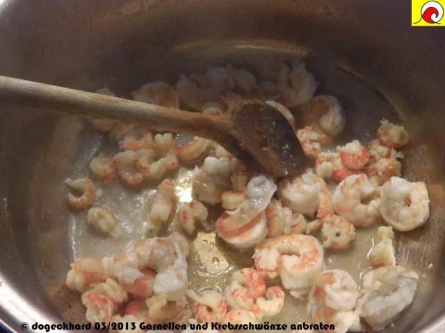 Rezept: Blåmuslinger (Miesmuscheln) fra Limfjorden på rodfrugt fond med grøntsager og krebsehaler Bild Nr. 7 Blåmuslinger (Miesmuscheln) fra Limfjorden på rodfrugt fond med grøntsager og krebsehaler - Rezept - Bild Nr. 7