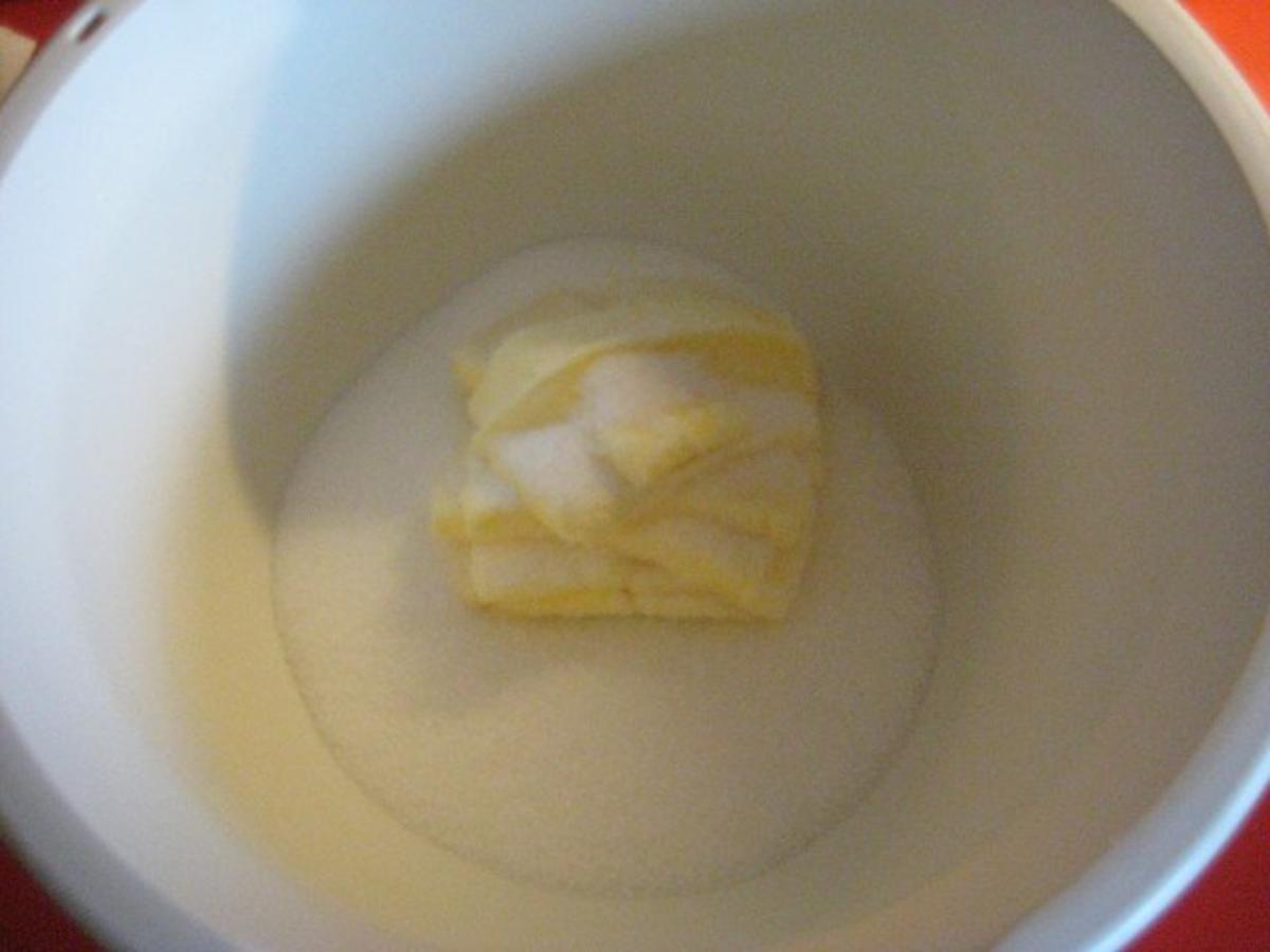 Gugelhupf mit Kokosmilch - Rezept - Bild Nr. 3