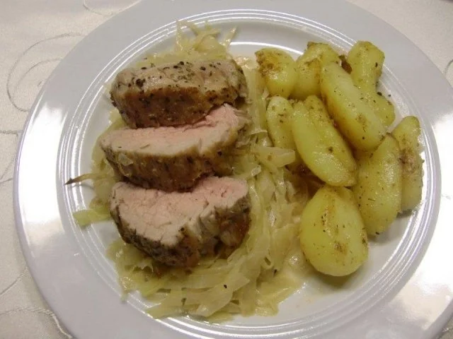 Schweinefilet auf einen Rahm-Weißkohlkraut à la Heiko - Rezept