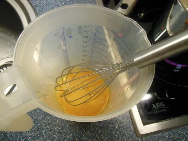 Dessert:Schnee- Eier mit Vanillesoße - Rezept - Bild Nr. 3