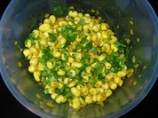 Ackerbohnensalat (Puffbohnensalat) - Rezept