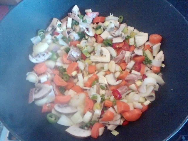 KOKOWÄH 3 - GENIGHTCOOKERRT ODER COQ AU VIN -- SCHARFER GALLISCHER HAHN - Rezept - Bild Nr. 8