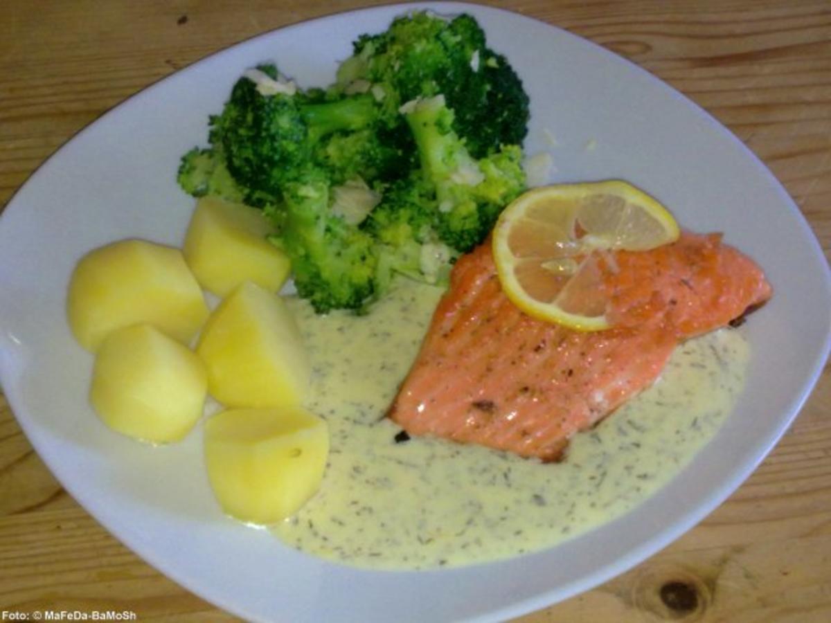 Lachsfilet mit Zitronen-Dill-Sauce - Rezept - kochbar.de