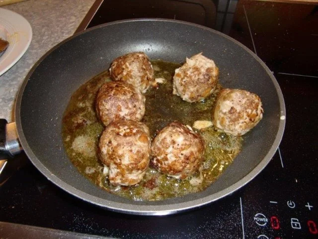 Überbackende Frikadellen mit Champignons à la Heiko - Rezept - Bild Nr. 4