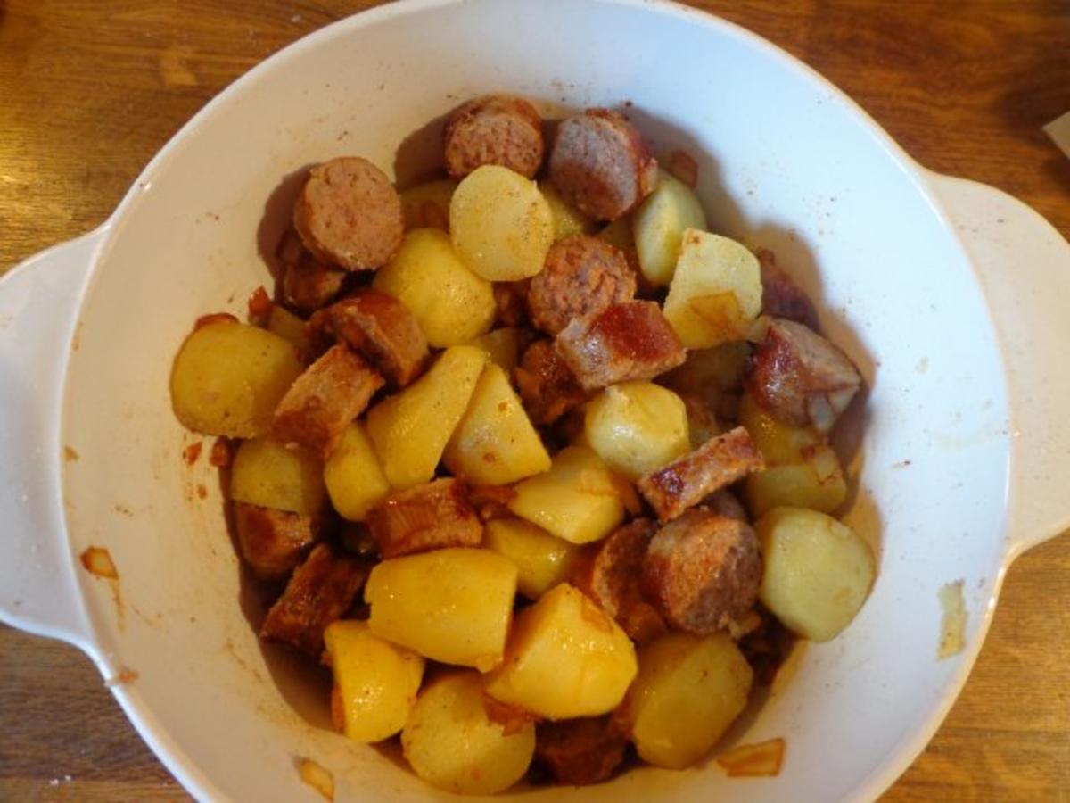 Kartoffelauflauf mit Bratwurst - Rezept - Bild Nr. 5