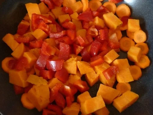 Rezept: Pfannengericht - Süsskartoffelpfanne "Jäger Art" Bild Nr. 2 Pfannengericht - Süsskartoffelpfanne "Jäger Art" - Rezept - Bild Nr. 2