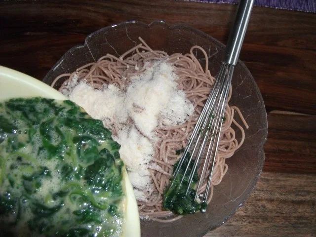 Spaghetti-Spinat-Omlett - Rezept - Bild Nr. 5