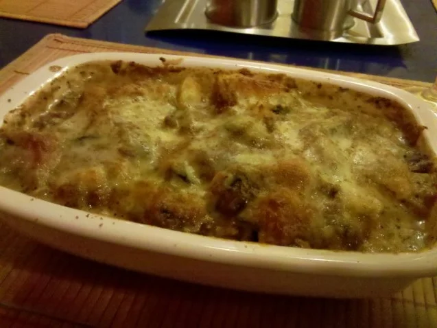 Rezept: Kartoffeln: Kartoffelauflauf mit Mangold Kartoffeln: Kartoffelauflauf mit Mangold - Rezept