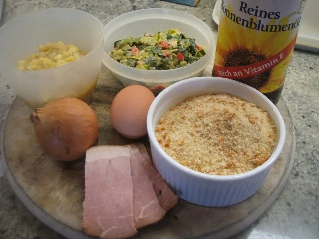 Kartoffeln: Kartoffel-Gemüse-Bratlinge "Razzia" mit Zwiebelschinken - Rezept - Bild Nr. 2