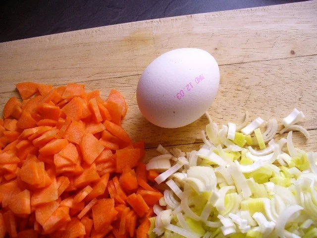 gemüsige  Hähnchenschenkel - Rezept - Bild Nr. 3