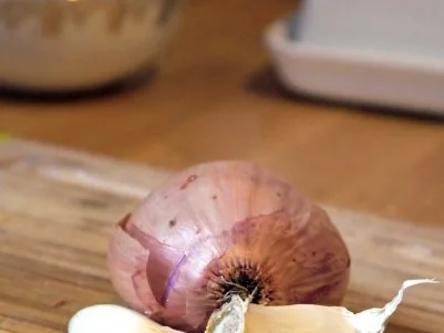 Hähnchenbrust unter Reblochon-Haube in Paprika-Zucchini-Sud - Rezept - Bild Nr. 4