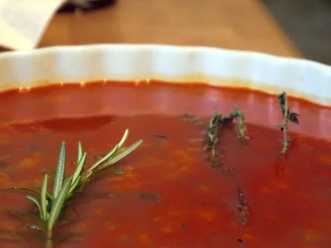 Hähnchenbrust unter Reblochon-Haube in Paprika-Zucchini-Sud - Rezept - Bild Nr. 9