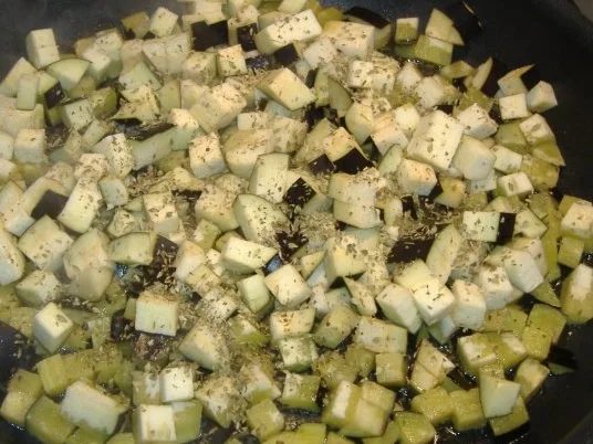 Rezept: Pappardelle mit Auberginen Bild Nr. 3 Pappardelle mit Auberginen - Rezept - Bild Nr. 3