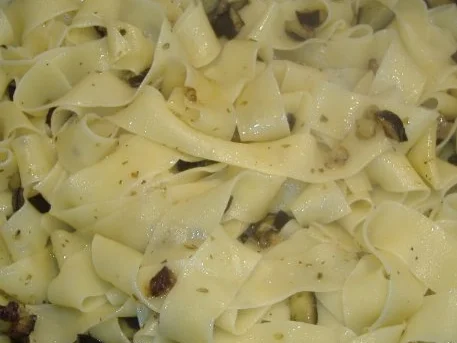 Rezept: Pappardelle mit Auberginen Bild Nr. 4 Pappardelle mit Auberginen - Rezept - Bild Nr. 4