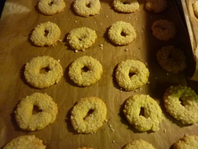 Rezept: Weihnachten: Kringel meiner Oma Bild Nr. 11 Weihnachten: Kringel meiner Oma - Rezept - Bild Nr. 11