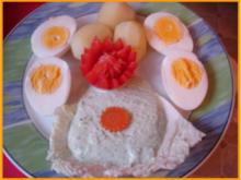 Gekochte Eier mit Grüner Sauce und Kartoffeln - Rezept